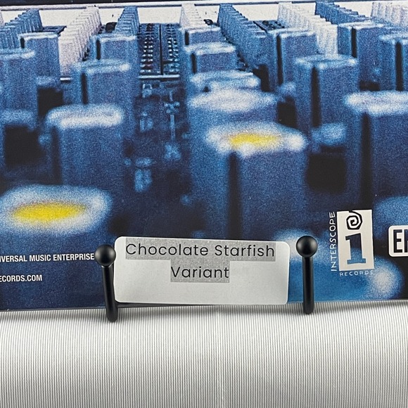 Limp Bizkit Chocolate Starfish and the Hot Dog Flavored Water Choco Star Variant - Picture 4 of 4